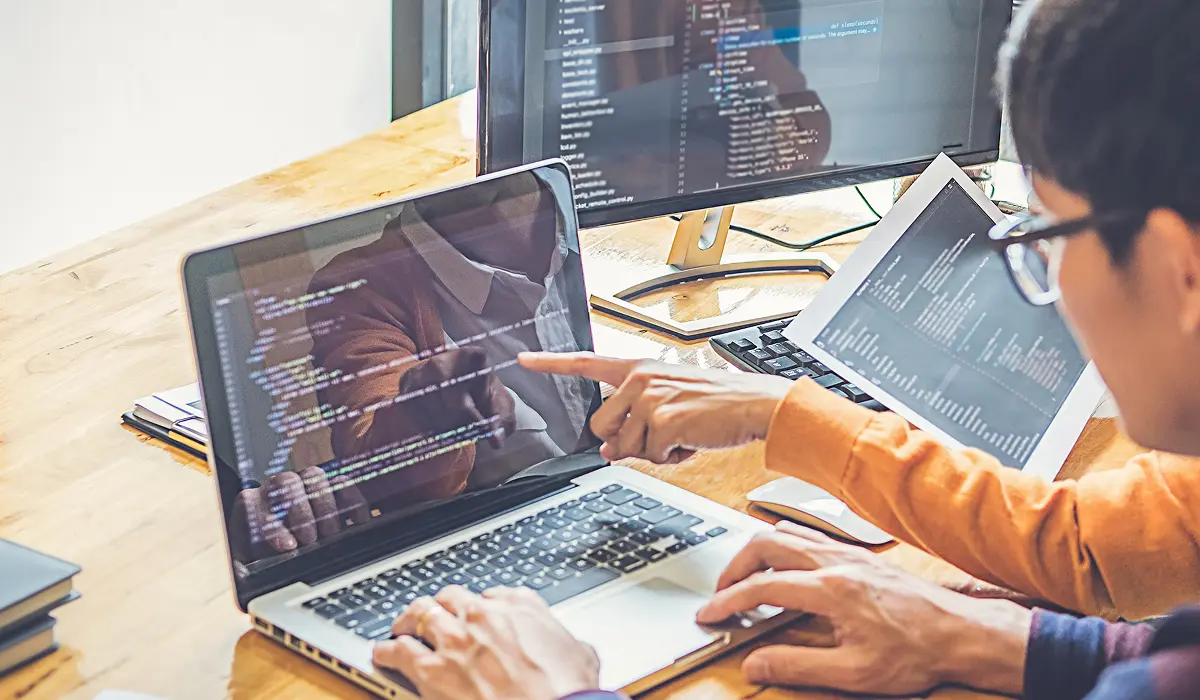 システム開発部